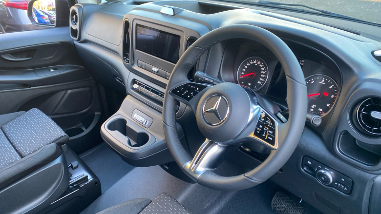 Mercedes-Benz Vito L2 Diesel Rwd 116CDI Pro Crew Van 9G-Tronic